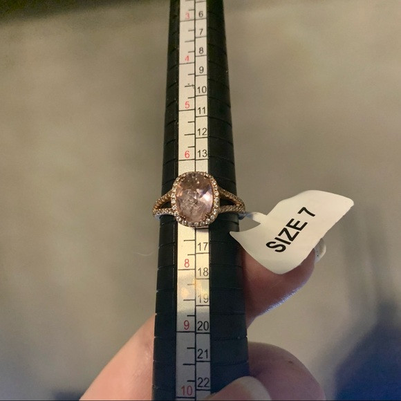 New size 7 ring - Picture 2 of 2